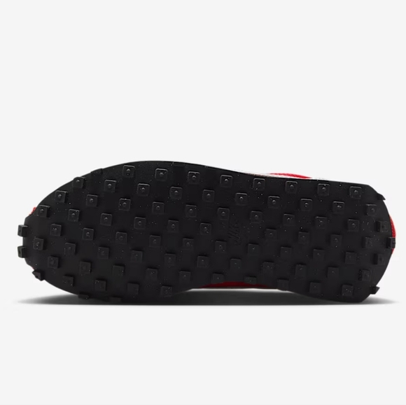 Nike LD-1000 Red & Silver Women's Shoes, Retail Price $105.00 USD - Picture 2 of 16
